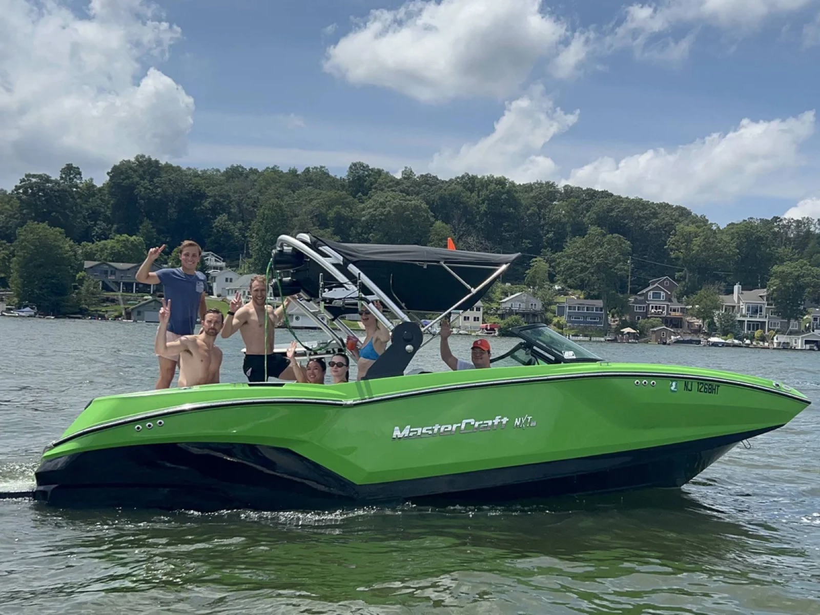 Wake boat from the side